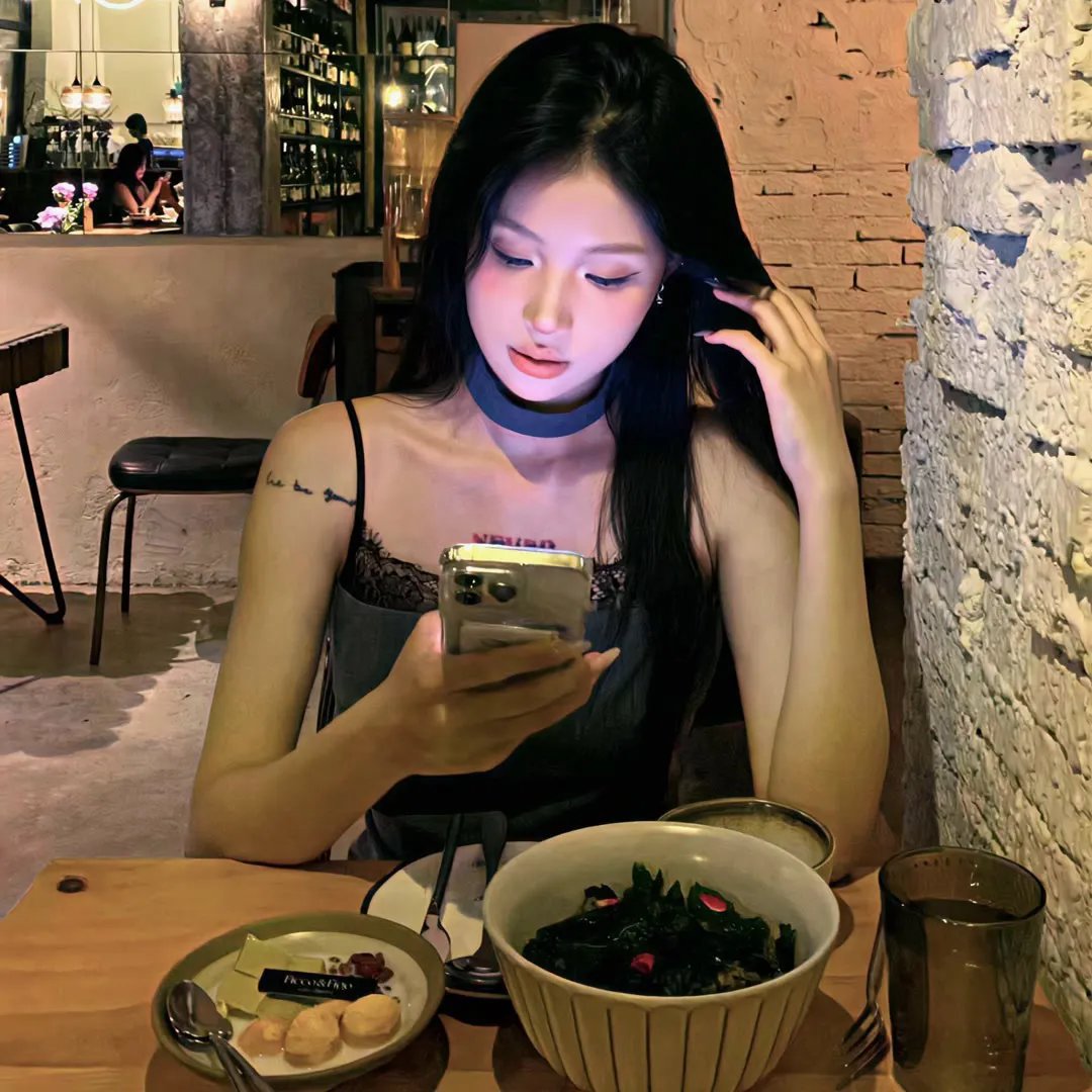 天王之女又出大瓜：晒豪宅名表，网友群嘲，72小时